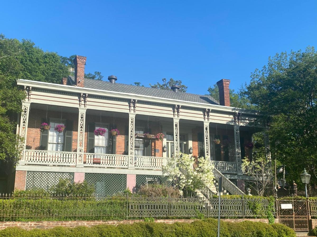 Corners Mansion Inn - A Bed And Breakfast Vicksburg Exterior photo